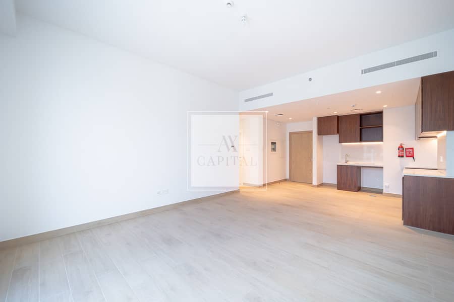 Spacious 1 Bedroom | Partial Sea View | Furnished Spacious 1 Bedroom | Partial Sea View | Furnished