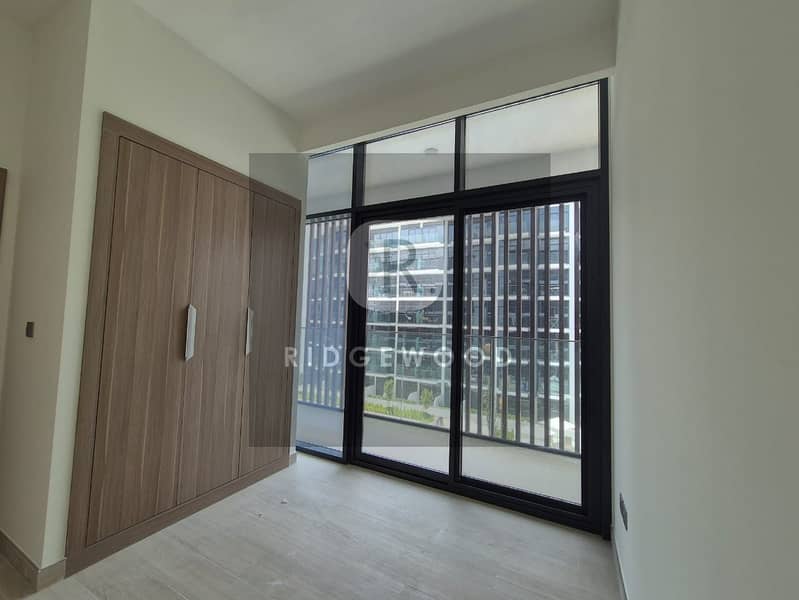 5 RIDGEWOOD REAL ESTATE 007 (9). jpg
