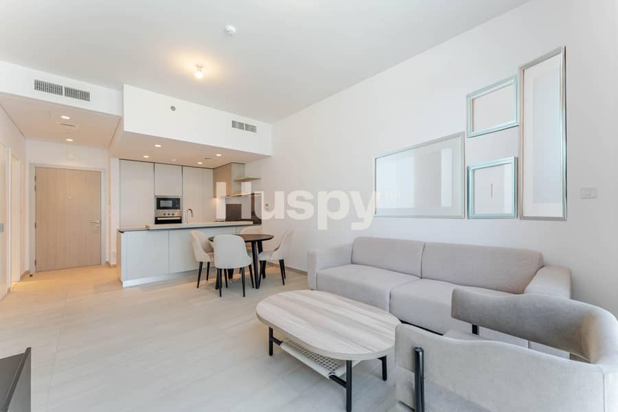 Vacant | Ellington | Fully Furnished