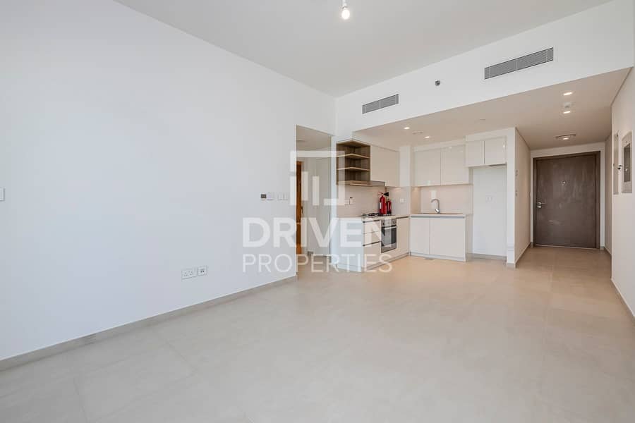 High Floor | Spacious Layout | Community View High Floor | Spacious Layout | Community View