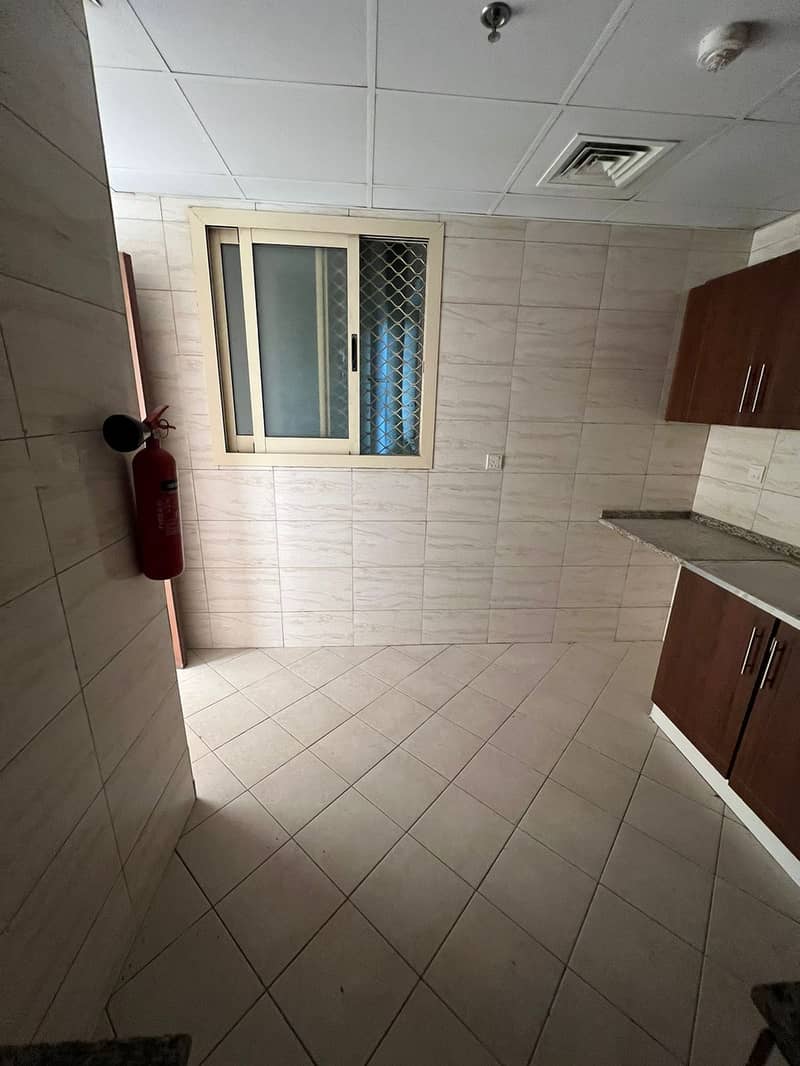 9 kitchen - Copy. jpeg