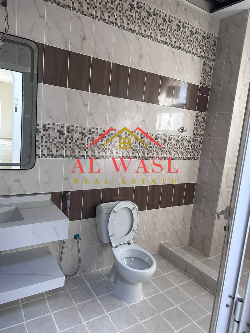 19 f501639e-dbba-4834-8e21-d4bd9b7f0cef. jpg