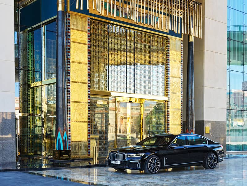 11 Sofitel Dubai The Obelisk - Hotel Limousine. JPG