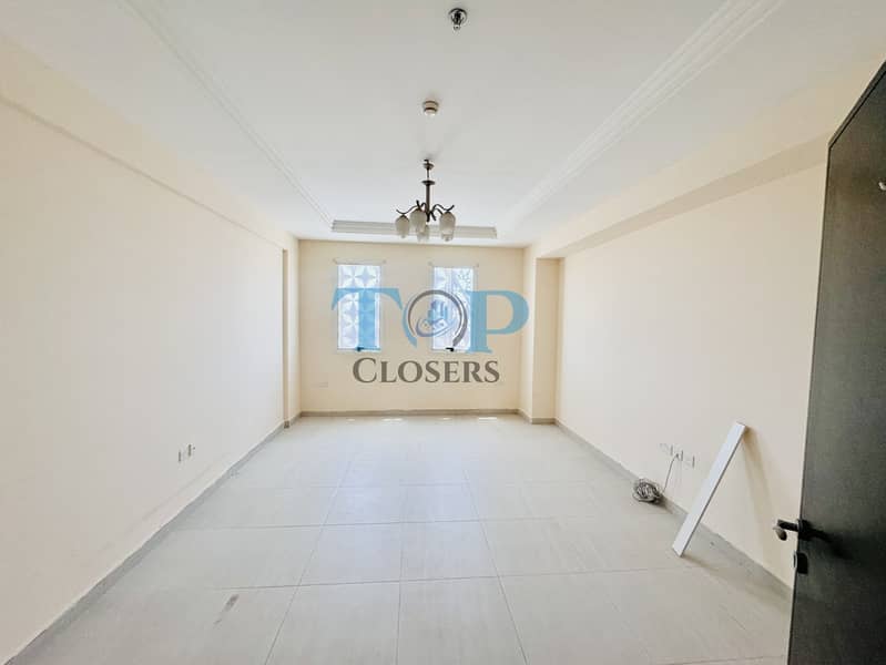 Квартира в Центральный Район,Аль Нядат, 2 cпальни, 35000 AED - 11694624 Квартира в Центральный Район,Аль Нядат, 2 cпальни, 35000 AED - 11694624