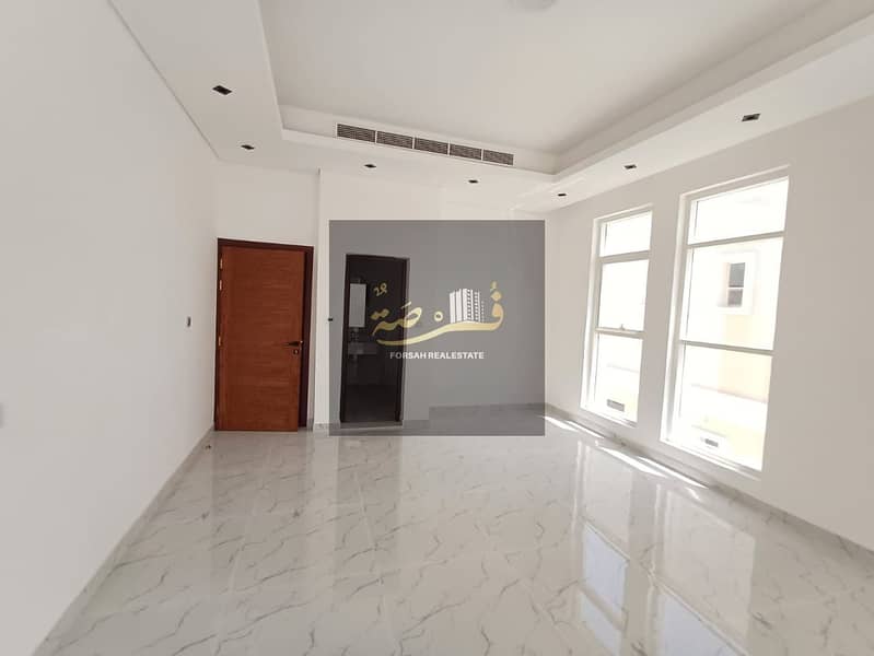 18 ad26be10-f89e-44ba-bd43-7aa6d5a977b8. jpg