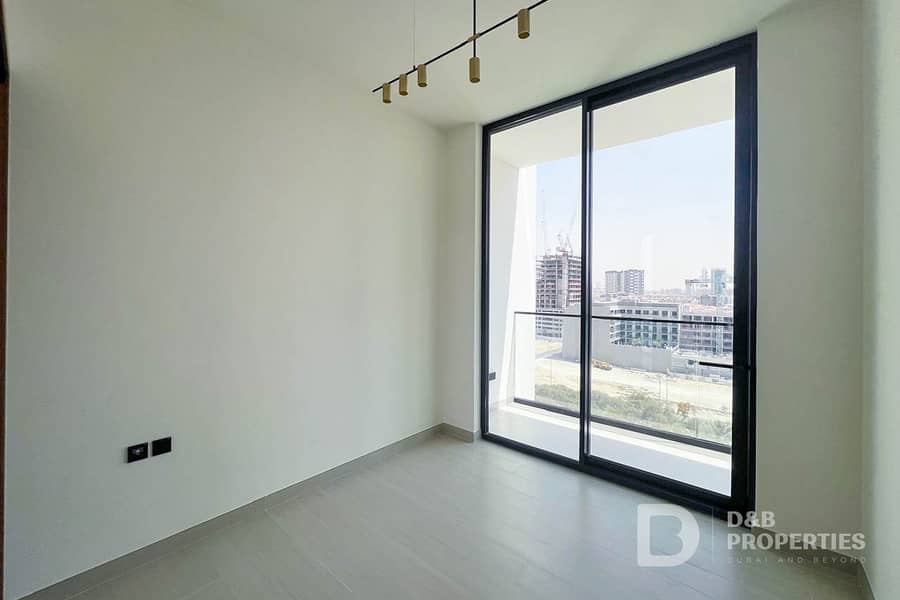 New | Vacant | High Floor | Spacious New | Vacant | High Floor | Spacious
