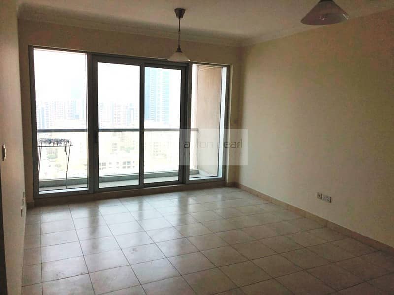 Vacant | Bright 1BR Apartment | Ready to Move in