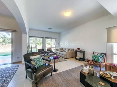 5 Bedroom Villa for Rent in The Meadows, Dubai - Pic-3. jpg