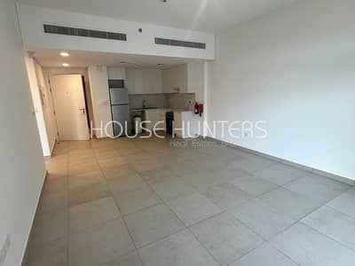 1 Bedroom Flat for Rent in Umm Suqeim, Dubai - Pool View|Spacious Layout|Prime Location