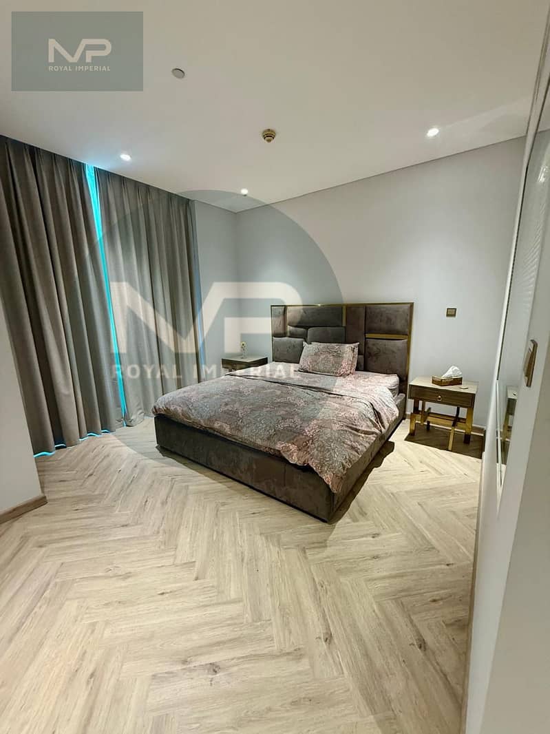 6 Untitled design (10). png