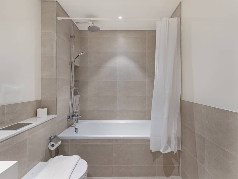 14 Palace_Beach_Residence_Tower_1_Unit_104_-08. jpg