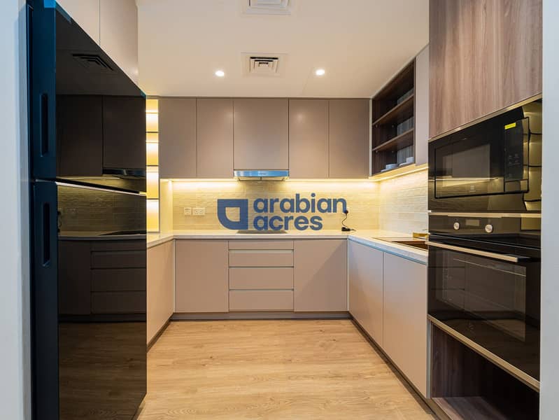 2 Kitchen 2. jpg