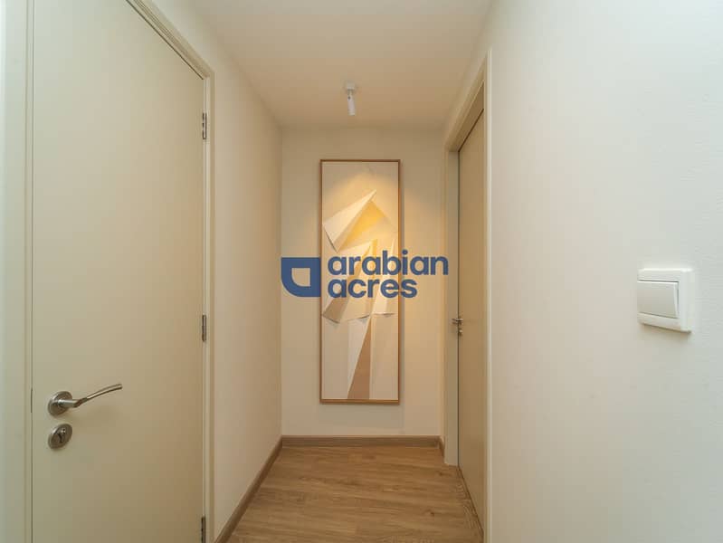 11 Corridor. jpg