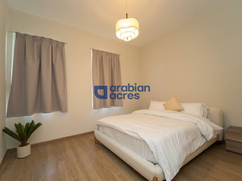 10 Bedroom 1. jpg
