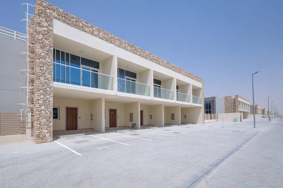 位于迪拜乐园,鲁康社区,鲁康3区 2 卧室的别墅 1750000 AED - 11697500 位于迪拜乐园,鲁康社区,鲁康3区 2 卧室的别墅 1750000 AED - 11697500