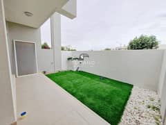 Single row | Fully Fitted Kitchen | Well maintained