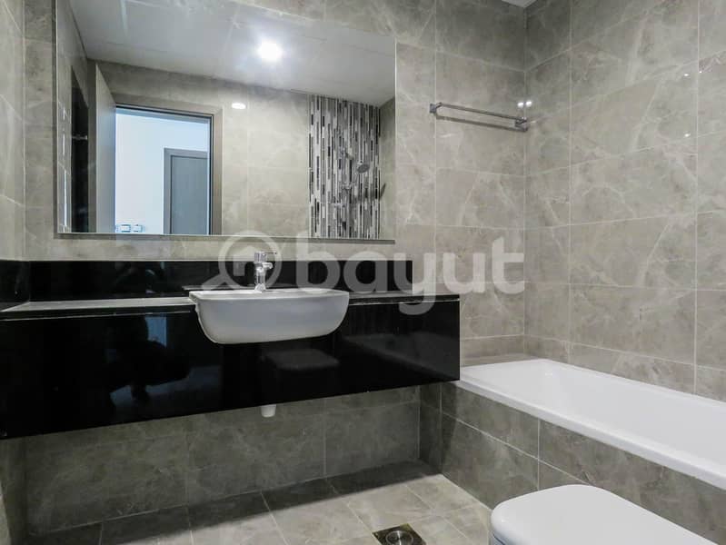 10 Bathroom 2. jpg