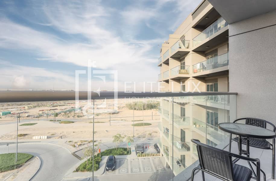 11 balcony 2-min. jpg