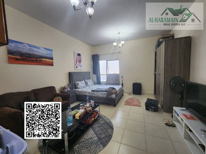 5 4d07adbe-10d3-4844-926d-b9681c9e2154. jpg
