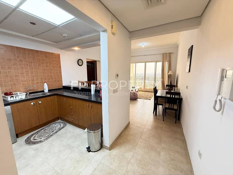 7 902 Venetian 1bhk 11. jpg