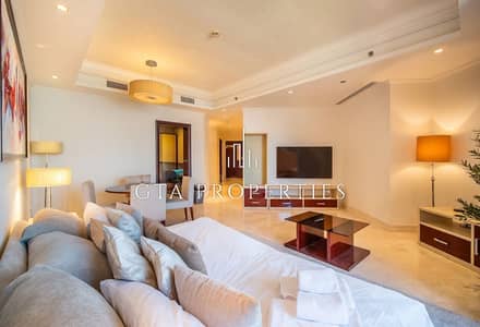 2 Bedroom Flat for Sale in Palm Jumeirah, Dubai - Sea View | Vacant | 2 Bed Room plus Maids