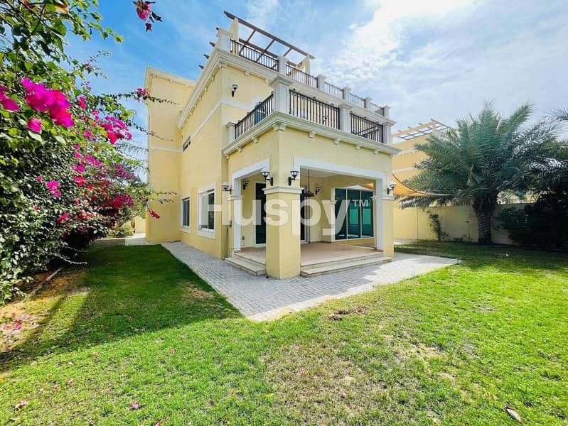 Вилла в Джумейра Парк,Дистрикт 9, 4 cпальни, 330000 AED - 11702349 Вилла в Джумейра Парк,Дистрикт 9, 4 cпальни, 330000 AED - 11702349