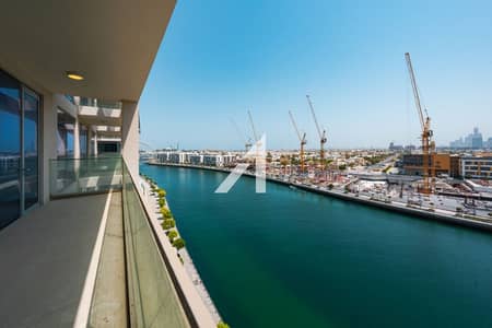 2 Bedroom Flat for Sale in Al Wasl, Dubai - Ready to Move In | Full Canal View | Luxury Living