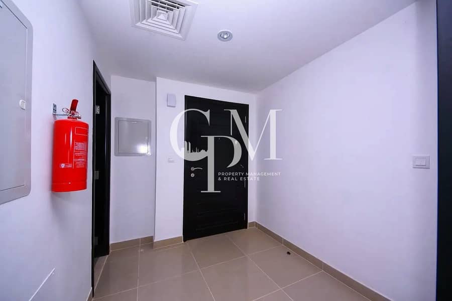 8 tinywow_remove_watermark_photo_80629365. png