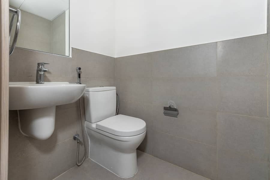 33 MAJ-East-3BR (46). jpg