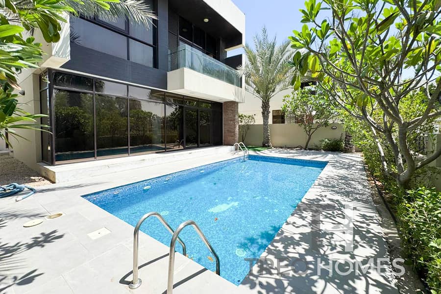 位于达马克山庄,白田社区 5 卧室的别墅 550000 AED - 11703144 位于达马克山庄,白田社区 5 卧室的别墅 550000 AED - 11703144