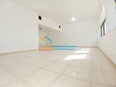 3 Bedroom Flat for Rent in Al Khalidiyah, Abu Dhabi - WhatsApp Image 2025-05-16 at 4.04. 57 PM (1). jpeg