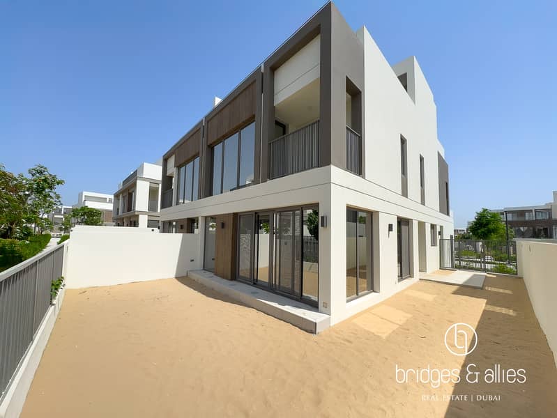 位于蒂拉尔阿尔加夫综合社区,奥拉别墅区 4 卧室的别墅 320000 AED - 11703926 位于蒂拉尔阿尔加夫综合社区,奥拉别墅区 4 卧室的别墅 320000 AED - 11703926