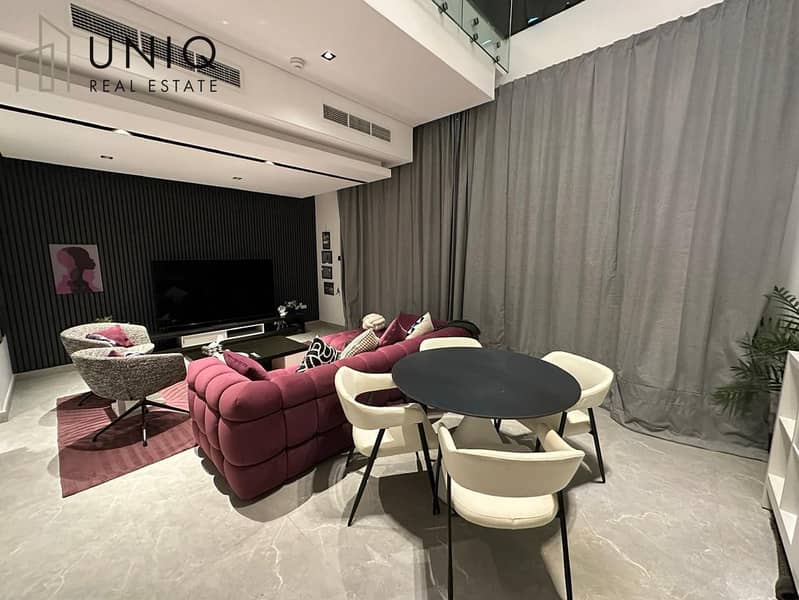 4 Living Room 2. jpeg