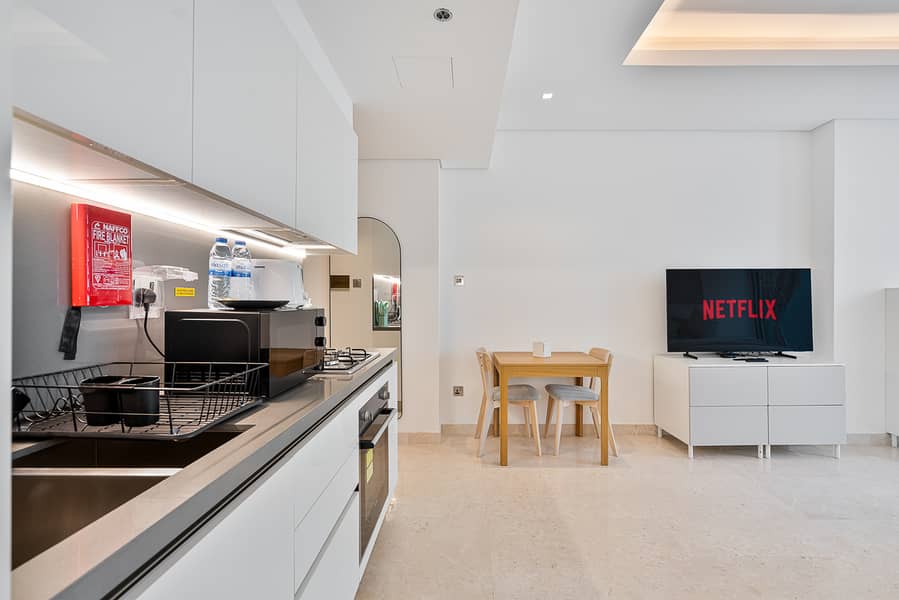6 Full Kitchen (9). jpeg