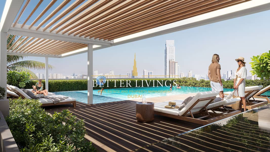 10 V1VID_Swimming Pool & Sun loungers. jpeg
