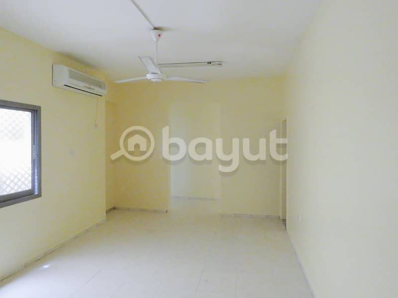 Flat for rent in Sharjah - Abu shagarah - 3 Big Rooms Only 35K (No Commission) Flat for rent in Sharjah - Abu shagarah - 3 Big Rooms Only 35K (No Commission)