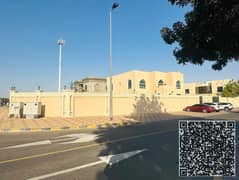 فيلا كبيرة الحجم مكونة من 6 غرف نوم متاحة للإيجار في الجرف (عجمان)