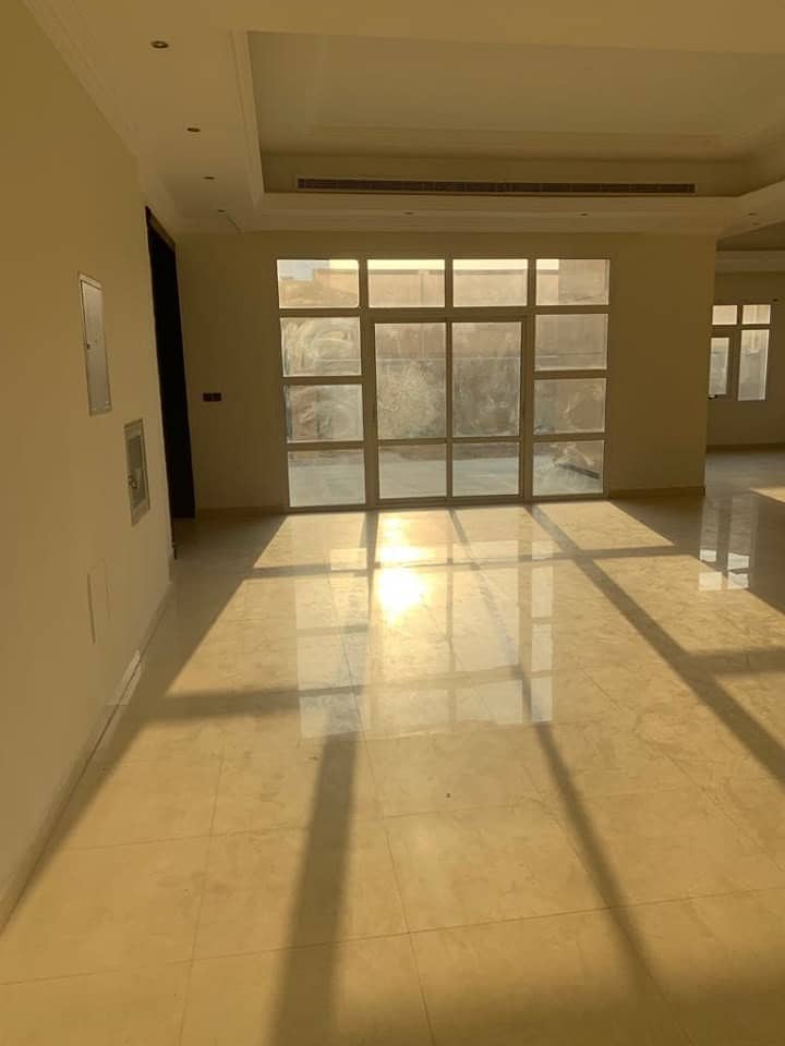 villa for rent at el mizhar:5 bedroom master with surface block