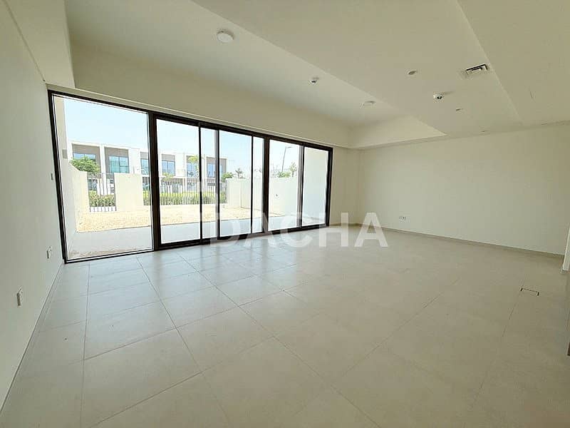 Brand New | Single Row | Near Amenities Brand New | Single Row | Near Amenities