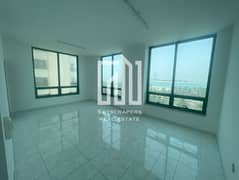 شقة في كورنيش الخالدية،الخالدية 4 غرف 150000 درهم - 11705512
