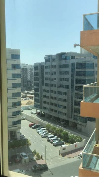DEAL OF THE DAY!! Spacious.. Studio for rent in University View Rent 31000/4 DEAL OF THE DAY!! Spacious.. Studio for rent in University View Rent 31000/4