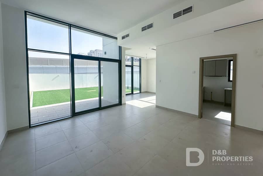 Таунхаус в Аль Фурджан,Муроодж Аль Фурджан, 4 cпальни, 280000 AED - 11705718 Таунхаус в Аль Фурджан,Муроодж Аль Фурджан, 4 cпальни, 280000 AED - 11705718