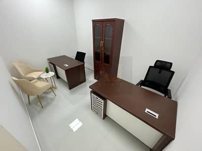 مکتب  للايجار في القرهود، دبي - 0214bdd4-a276-4831-b42e-697159662eaf. jpg