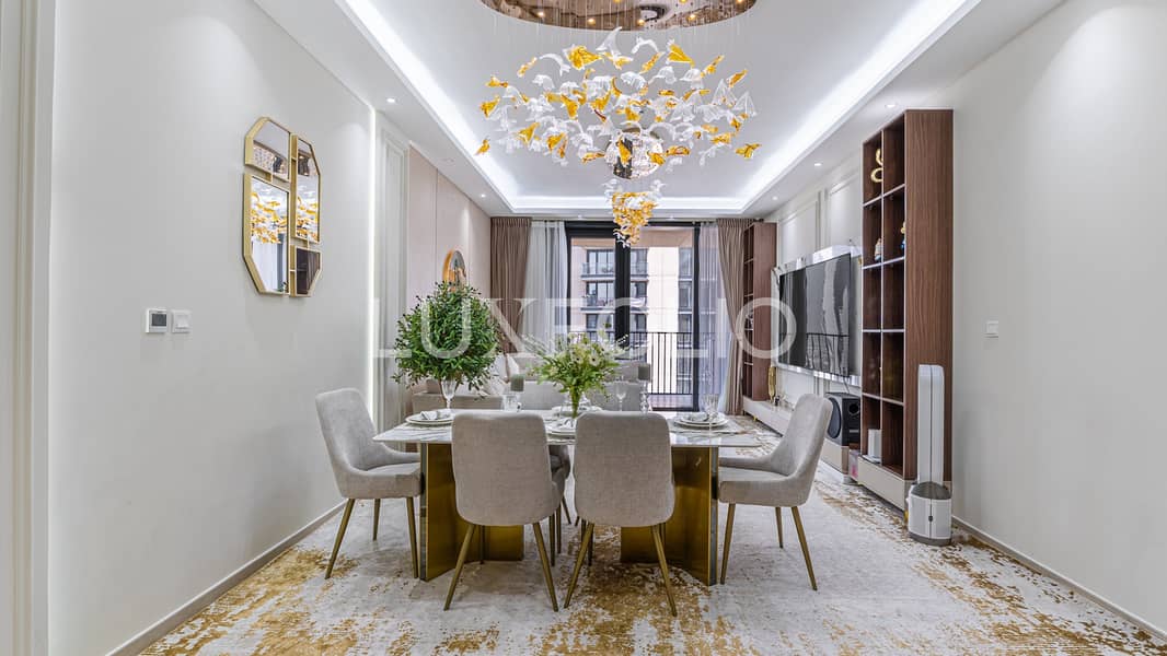 Upgraded | Fully Furnished | Luxurious Upgraded | Fully Furnished | Luxurious