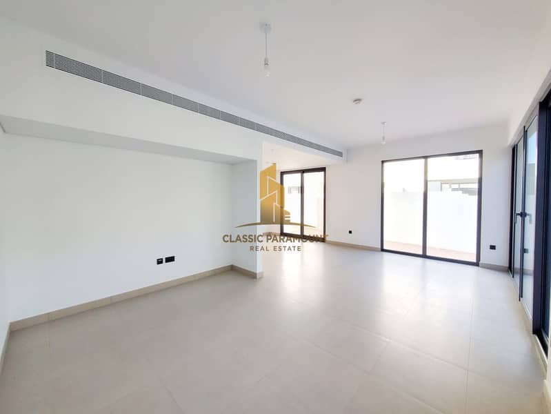 位于蒂拉尔阿尔加夫综合社区,奥拉别墅区 4 卧室的别墅 365000 AED - 11707011 位于蒂拉尔阿尔加夫综合社区,奥拉别墅区 4 卧室的别墅 365000 AED - 11707011
