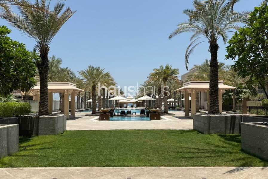 Fully Furnished | Large Pool | Private Beach Fully Furnished | Large Pool | Private Beach