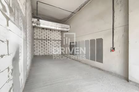 Shop for Sale in Meydan City, Dubai - Shell and Core Retail Unit | Expansive Interior