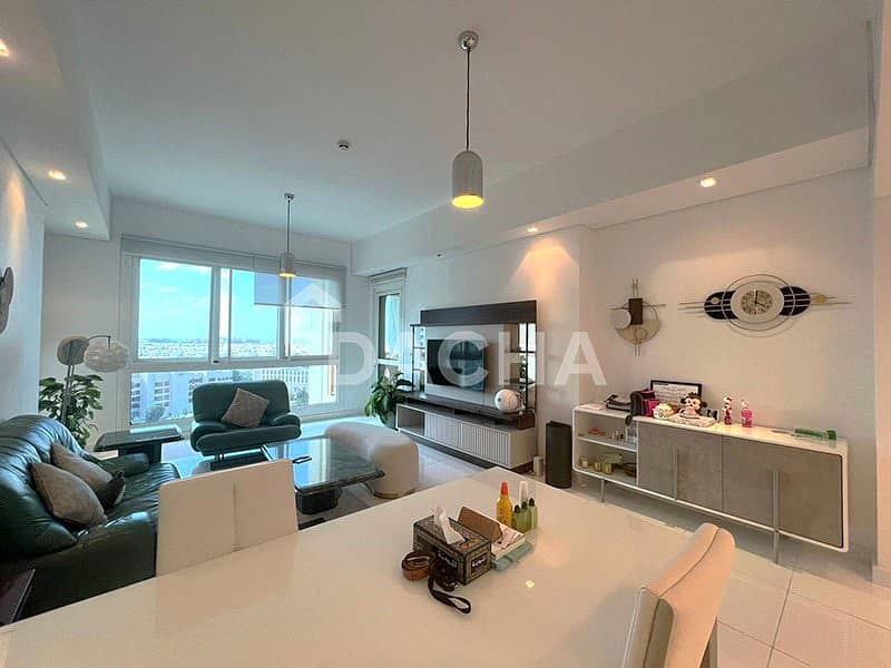 High Floor | Spacious | Sunset View High Floor | Spacious | Sunset View