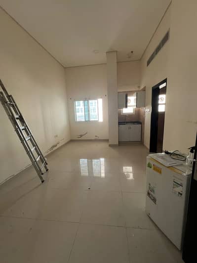 Studio for Rent in Al Jurf, Ajman - WhatsApp Image 2025-05-20 at 5.12. 55 PM. jpeg