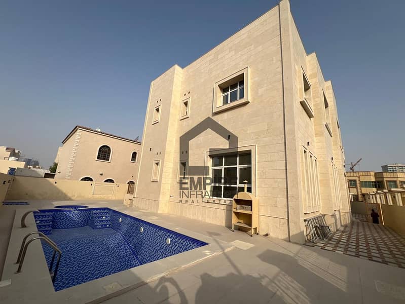 Garage | Private Pool | Family Friendly | Spacious